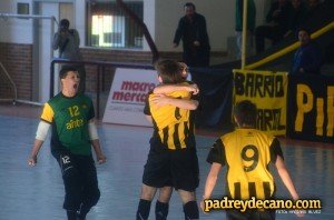 penarol-nacional-futsal-10-2-foto-mariano-alvez-8