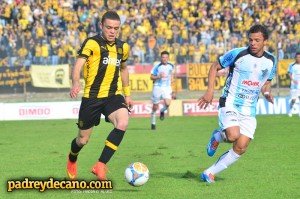 penarol-cerro-01-mariano-alvez