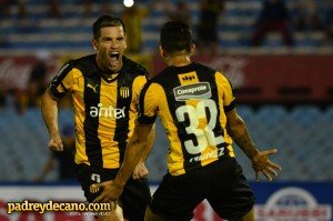 pacheco-penarol-juventud-clausura-2015-01 (2)