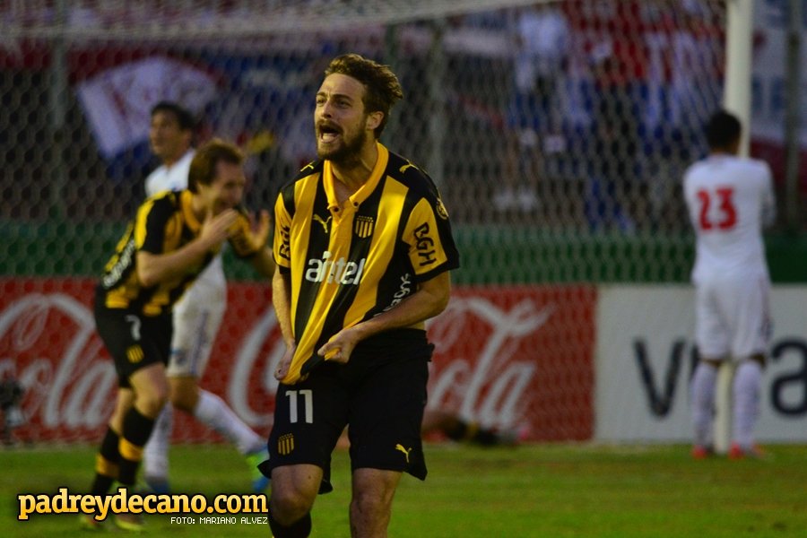 Peñarol y Nacional se miden en un clásico clave para la Tabla Anual